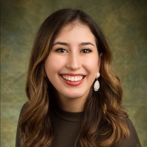 Meet your Posher, Andrea